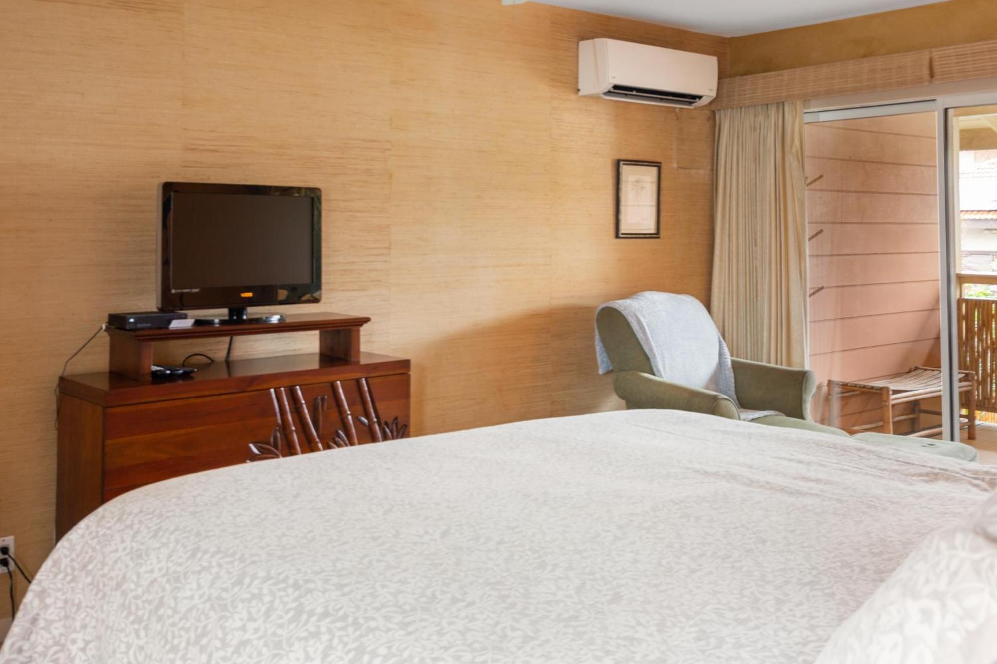 Lotus Suite, 1 Bedroom, Sleeps 4, Pool & Bbq, Pre-Renovation Summer Sale Kihei Exterior photo